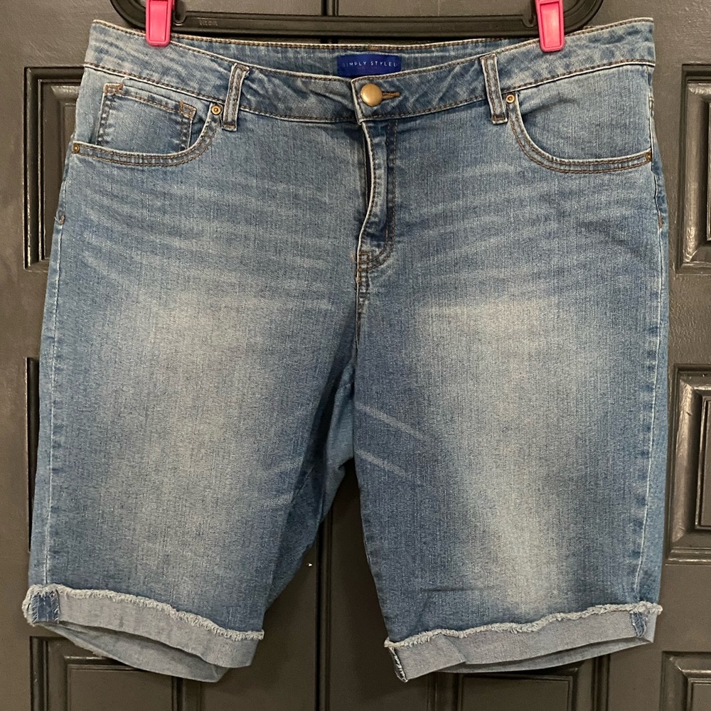 2/$20 Simply Styled size 16 Jean shorts